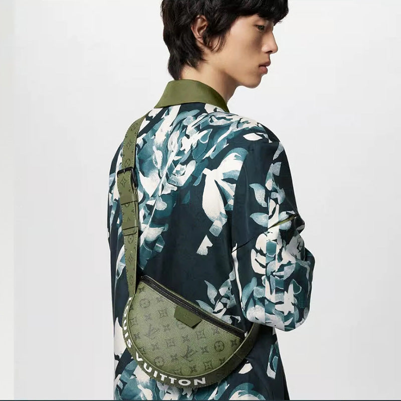 LV ムーン・クロスボディRef: M23838