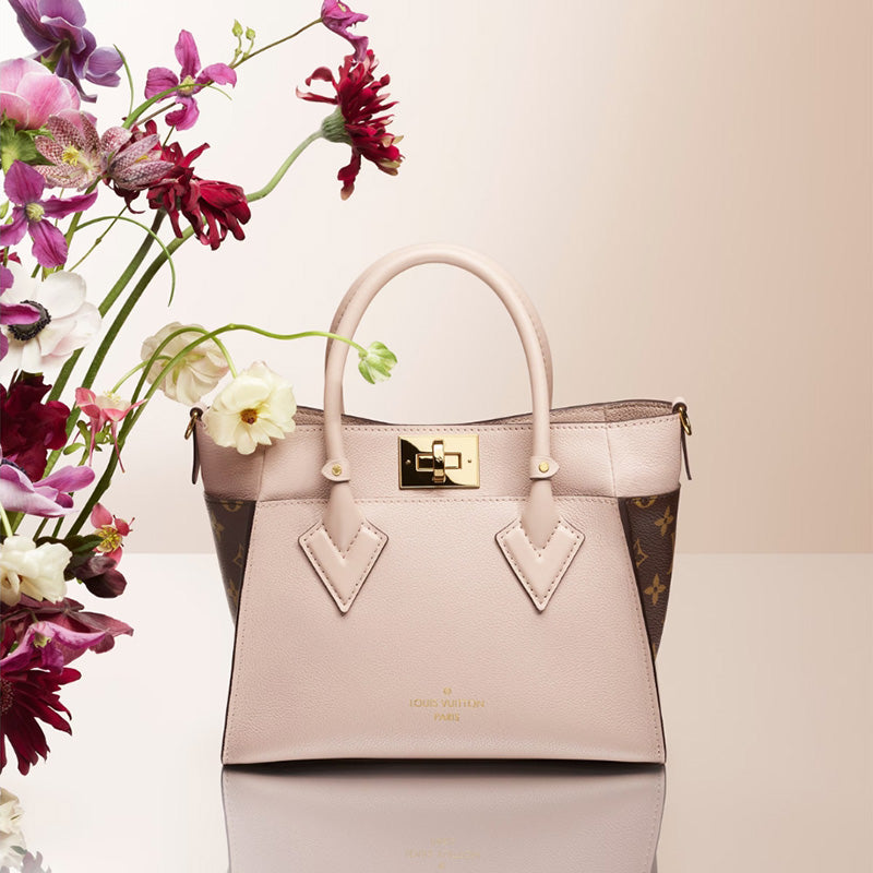 LV オンマイサイド PMRef: M57729