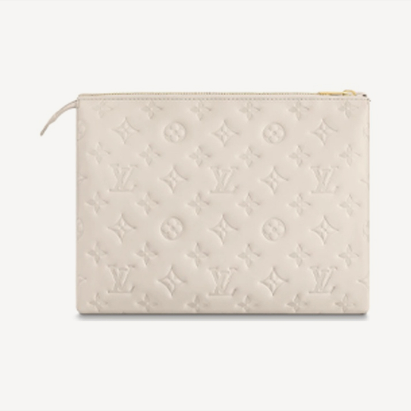 LV クッサン PM Ref:M57793