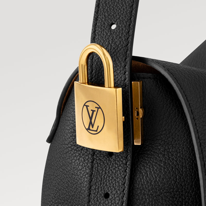 LV ローキーメッセンジャーハンドバッグ   Ref:M13148